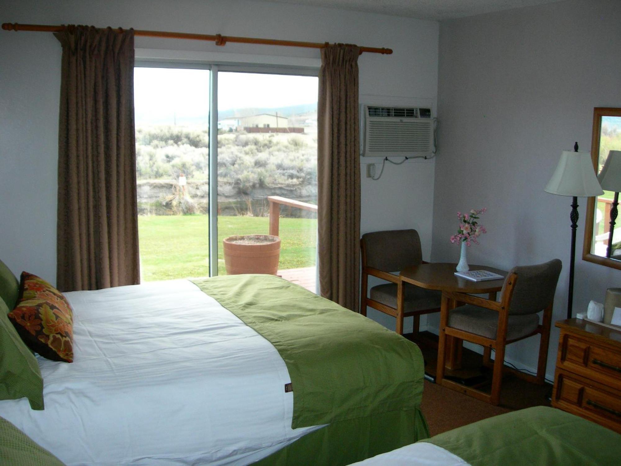 Walker River Lodge Bridgeport Phòng bức ảnh